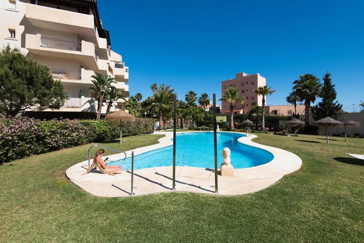 Контакты New Royal Torrequebrada Beach Ideal For Families & Groups
